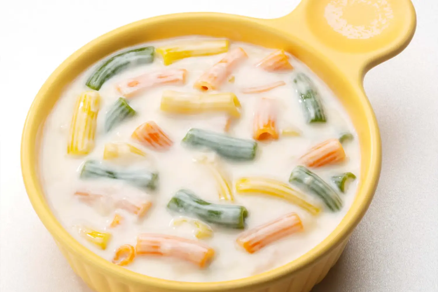 農家がつくった「お米と野菜のパスタ」を使った料理